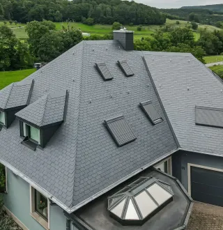 Pose de toiture professionnelle par couvreurs experts